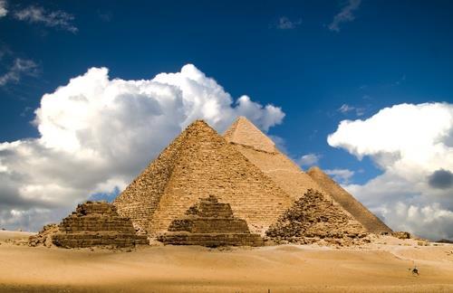 E Known for achievements made in literature and for the increasing contacts that Egyptians
