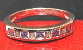 diamond bracelet Est: 800-1400