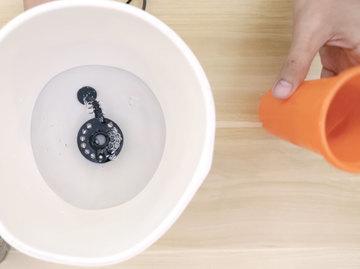 Add Water Now you can add water to the candy bowl and test it out! You'll need enough to fully submerge the ultrasonic humidifier.