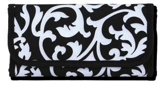 50 2063 BLACK AND WHITE PATTERNED TRAVEL JEWELRY CASE Titular