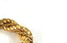 yellow gold ear pendants each set a Suisse 1g fi ne gold ingot within an