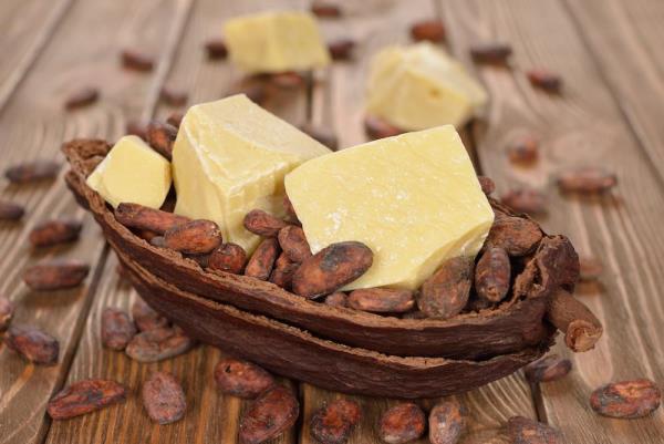 Benefits of Cocoa Butter (may help with the following) Healthy and Younger Looking Skin - Contains antioxidants which help fight off free radical damage to the skin.