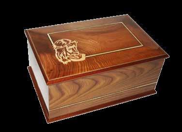FLORENCE A solid wood ashes casket finished in a high maple gloss.