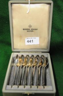 440. Silver Topped Comb & 4 Coffee Spoons Birmingham. 441.