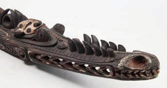 * 80-120 691 A 19th century novelty snuff box in the form of a shoe, with sliding top, 9cm. long.