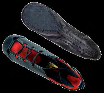 HULLACHAN RED DESIGNED TO PROTECT & ENHANCE YOUR PERFORMANCE JIG Lightweight - Reduces fatigue Clever Insoles TM - Protects & cushions New black suede sole - Zero breaking in time Large square toe -