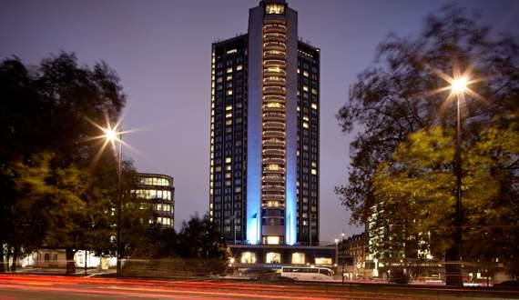 Our London Venue London Hilton on Park Lane The London Hilton on Park Lane Hotel has consistently been recognised for its first-class standards and unparalleled service.