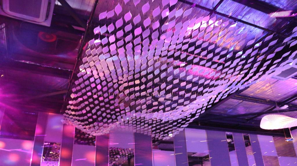 Airwave Art Installation LOCATION: AIR NIGHTCLUB, PERTH AUSTRALIA Melissa created a site-specific art installation that represents a suspended cloud-like formation, to complement the