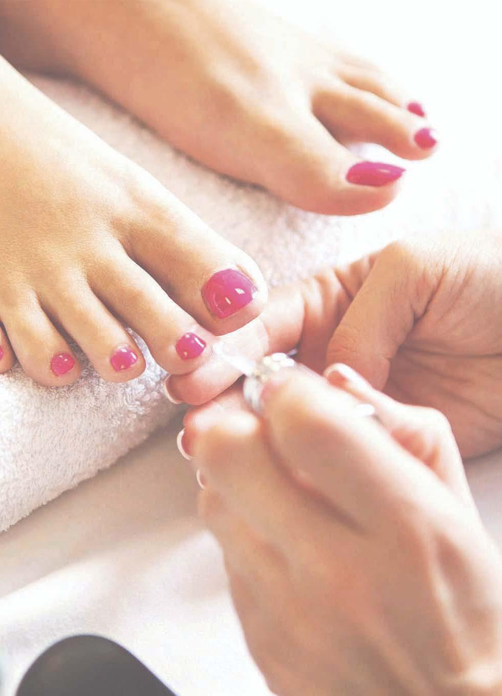 10 11 HANDS & FEET SPA PEDICURES Pure luxury for beautiful feet and relaxation. Spa Pedicure Excellent foot and leg treatment.