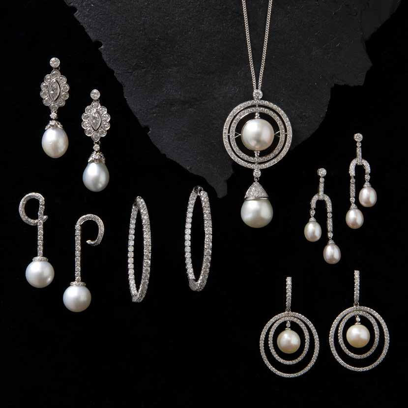 South Sea pearl & diamond day & night South Sea pearl & diamond pendant Freshwater pearl & diamond