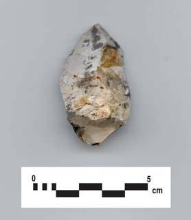 Page 39 P49 Findspot P49 was encountered on a relatively flat ploughed surface (Plate 61). The find consists of one secondary knapping flake manufactured from Onondaga chert (Table 52).