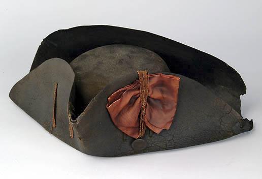nine months. Hats Long-term soldiers: old military cocked hats, cut-down military cocked hats, round hats with narrow brims (turned up on one side).
