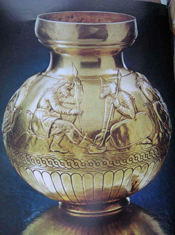 Scythian golden comb with Greek