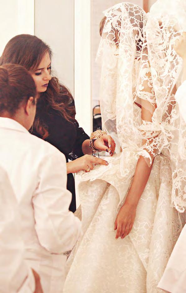 Designed by Kristie Romanos, Esposacouture s bridal dresses are no exception. From the heart of their couture atelier, they take us through the five steps of creating a wedding dress.