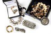 119. A collection of jewellery, including a large quantity of costume jewels such as earrings, necklaces and more, some