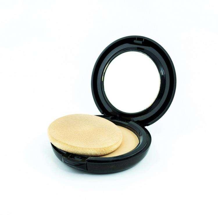 Compact powder: - This is often used for oily skin and is perfect for shading in the T zone in combination skin. - It can be used as a foundation, as a blusher or for shading.