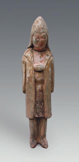 13 Figurine with wind hat