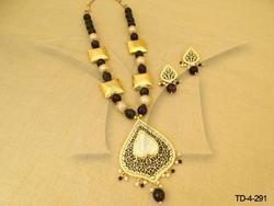 THEWA JEWELLERY Badashah Regular Thewa Jewellery Beaded Paan Single Thewa