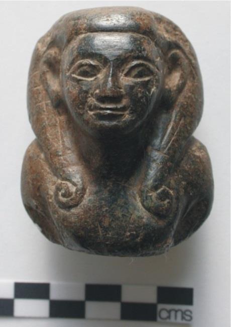 12.6 HATHOR S CURLS There is sufficient pictorial evidence that women s wig and hair styles changed quite frequently over the Dynastic period.