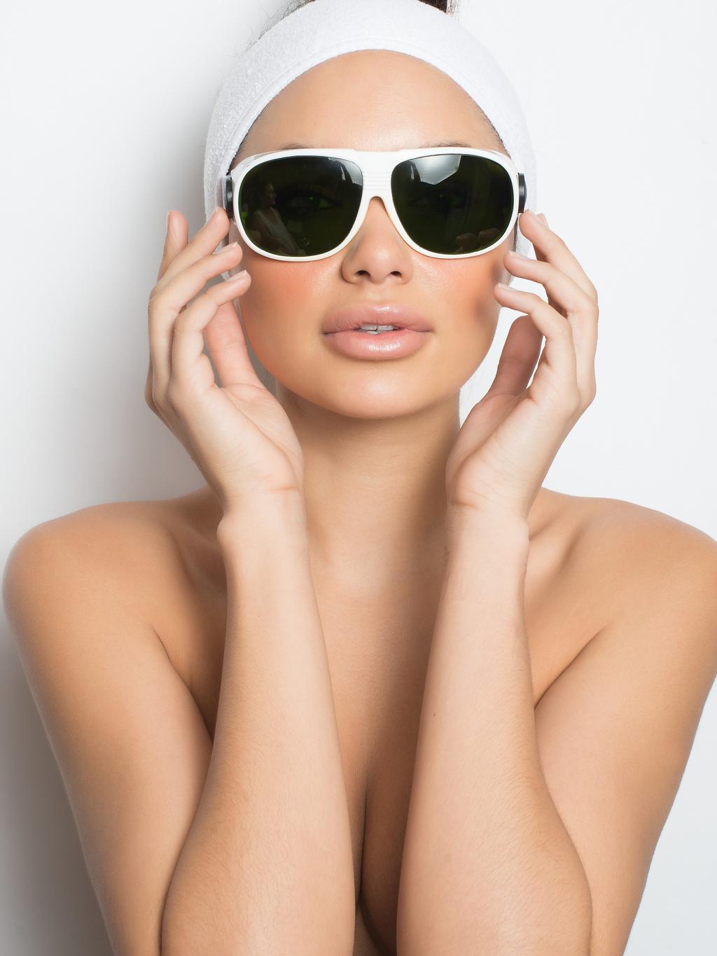 Boutique, our priority is listening to what you would like to change about your appearance and understanding your needs. Come in for your consultation.