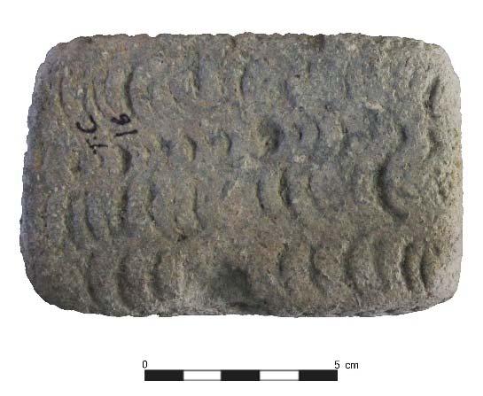 ISSN 2347 5463Heritage: Journal of Multidisciplinary Studies in Archaeology 5: 2017 note that during early historical period terracotta net sinkers are a rare find in Vidarbha region (Figure 21).