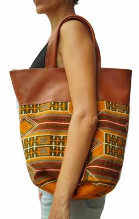 wayuu tote bag / SYNTHETIC LEATHER BOARDER