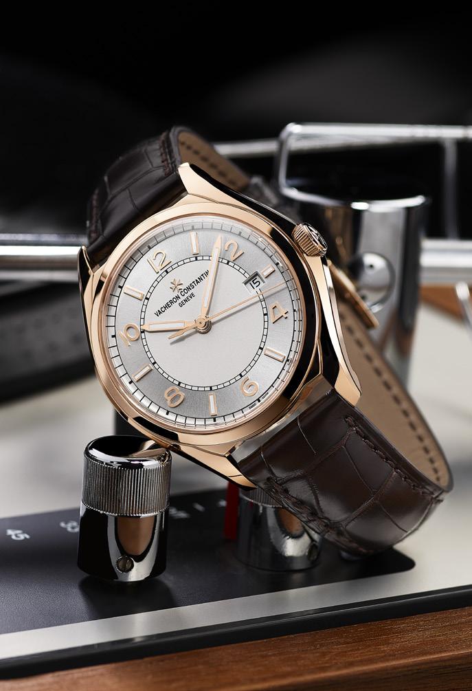 AUTOMATIQUE SELF-WINDING The 40 mm-diameter steel or 18 carats 5N pink gold case of this model houses a brand-new mechanical self-winding movement, Calibre 1326, endowed with a 48-hour power reserve.