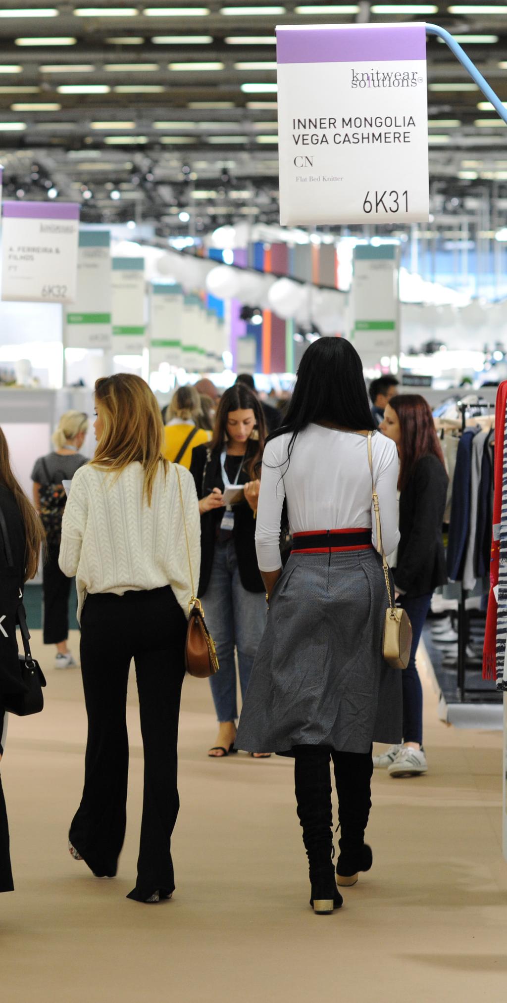 KNITWEAR SOLUTIONS TARGET WHO ARE THE VISITORS? VISITORS, an international target The KNITWEAR SOLUTIONS exhibitors welcomed high-quality visitors, comprised of product managers, buyers and designers.