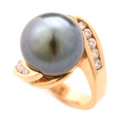 69 Tahitian Cultured Pearl, Diamond, 18k Yellow Gold Ring. Featuring one black Tahitian cultured pearl measuring approximately 15.