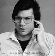 Robert Smithson #27 Born: January 2, 1938 Died: July 20, 1973 Style: Modern Art, Enviormental Earthworks Fun Facts: In 1967 Smithson began exploring industrial areas