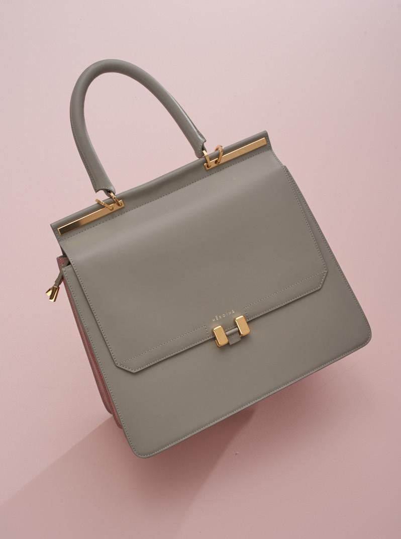 MARLENE LAPTOP 13" An elegant one-handle laptop briefcase bag with flap-over closure, detachable shoulder strap and signature clasp fastening; available in four different sizes and eight colour