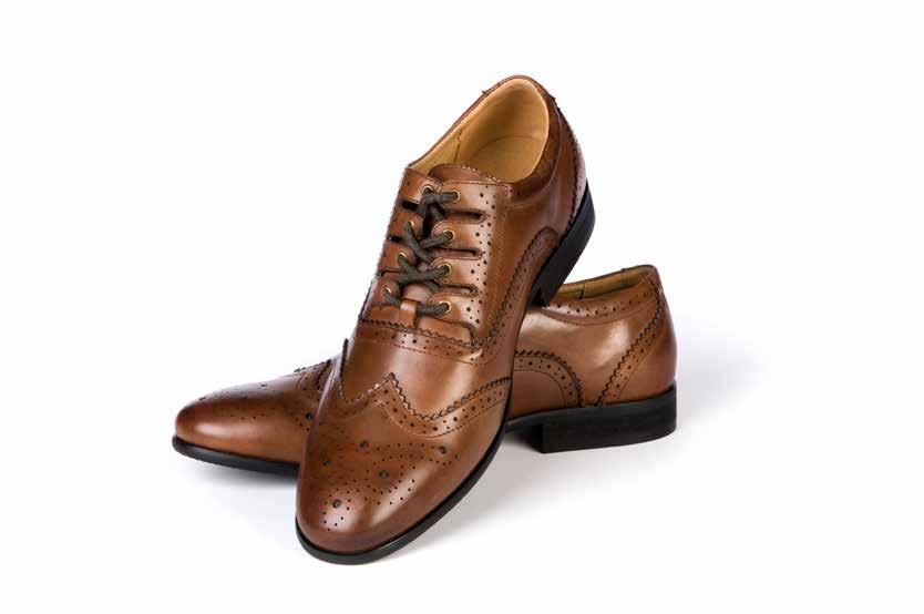 of leather: shoes, belts, sporrans, chain straps, and kilt straps the works! The Norwood Brogues are the first step in this new direction.