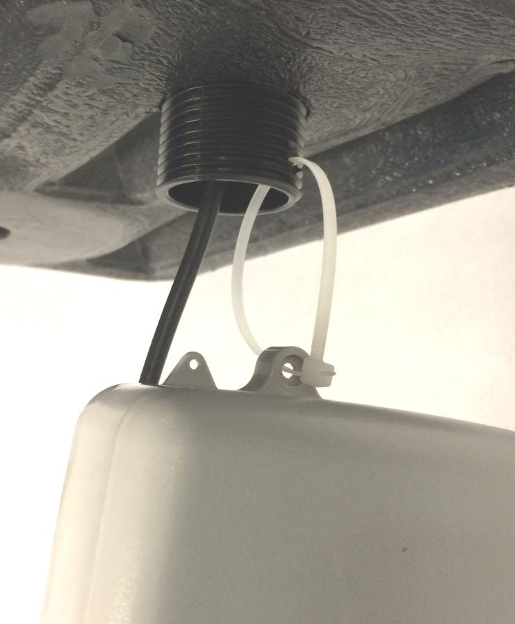 Use the cable tie to hang the MIU from the antenna tube, if the valve box is in a deep vault installation or a