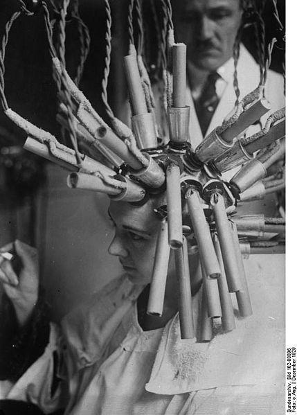 Perming History In 1924 a Czech hairdresser called Josef Mayer. In this method, the hair was fed through a small clamp which after winding would hold the two ends of a roller.