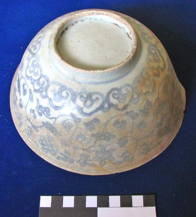 and recovered  32, 34), the Jingdezhen overglaze
