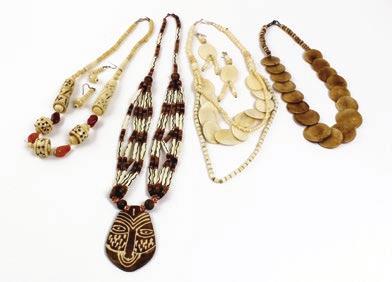 95 Set Of 4 African Culture Necklace