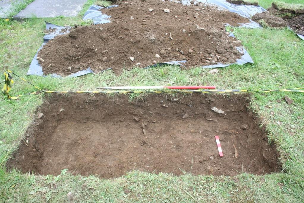 16: Trench 4, post removal C402, showing C406 with