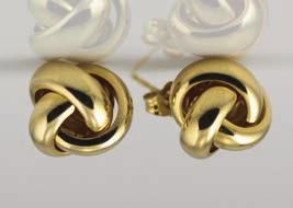 Gold huggie Interlocked earrings with Diamond