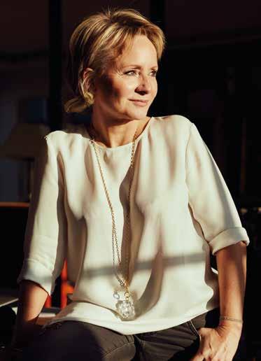 About Christine Bekaert s passion for jewelry started while she was, years ago, working for Sotheby s in London.