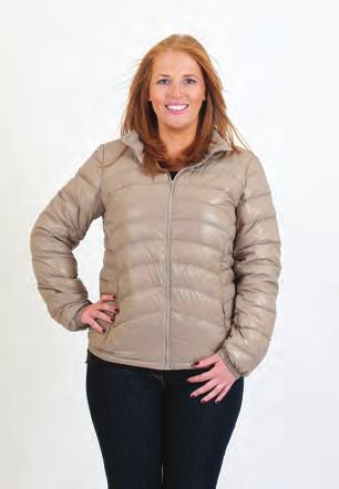 Style: ANNETTE Colours: NAVY, BEIGE, BLACK Ratio: BLOCK COLOUR 1:2:2:1 6PCS/CTN Ladies down jacket, zip fastening, two front pockets, elasticated cuffs, fit neatly into a bag for ease of carrying.