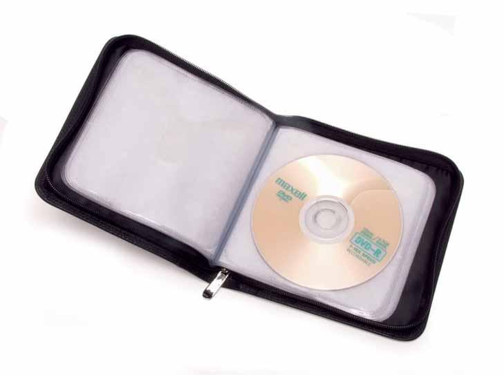 086 CD case Black leather CD case for 24 CD s with zipper and