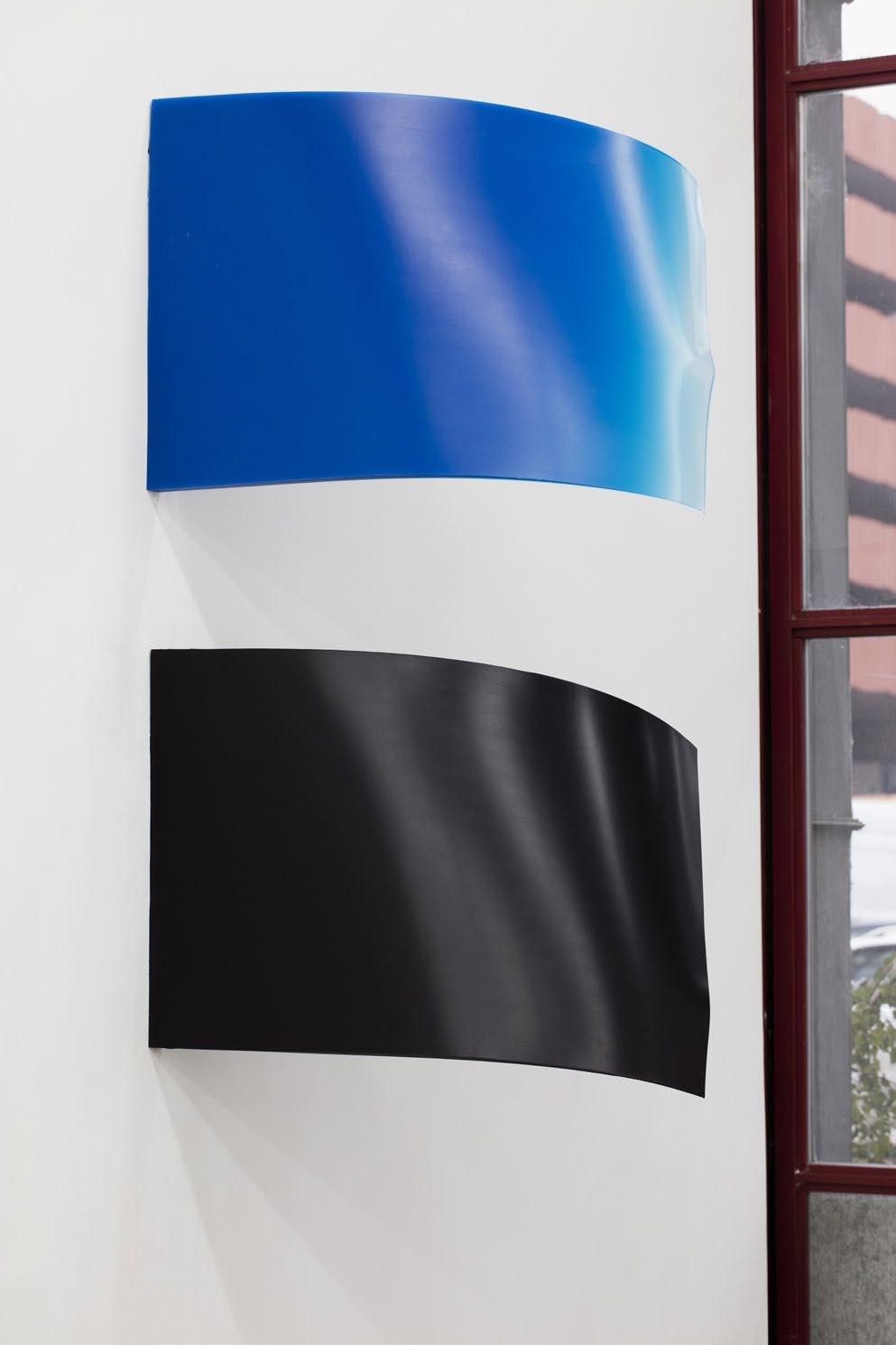 Team Gravity 2016 Team Gravity (flag), (blue) 2016 silicon, pigments 66 x 100 x 4 cm Team