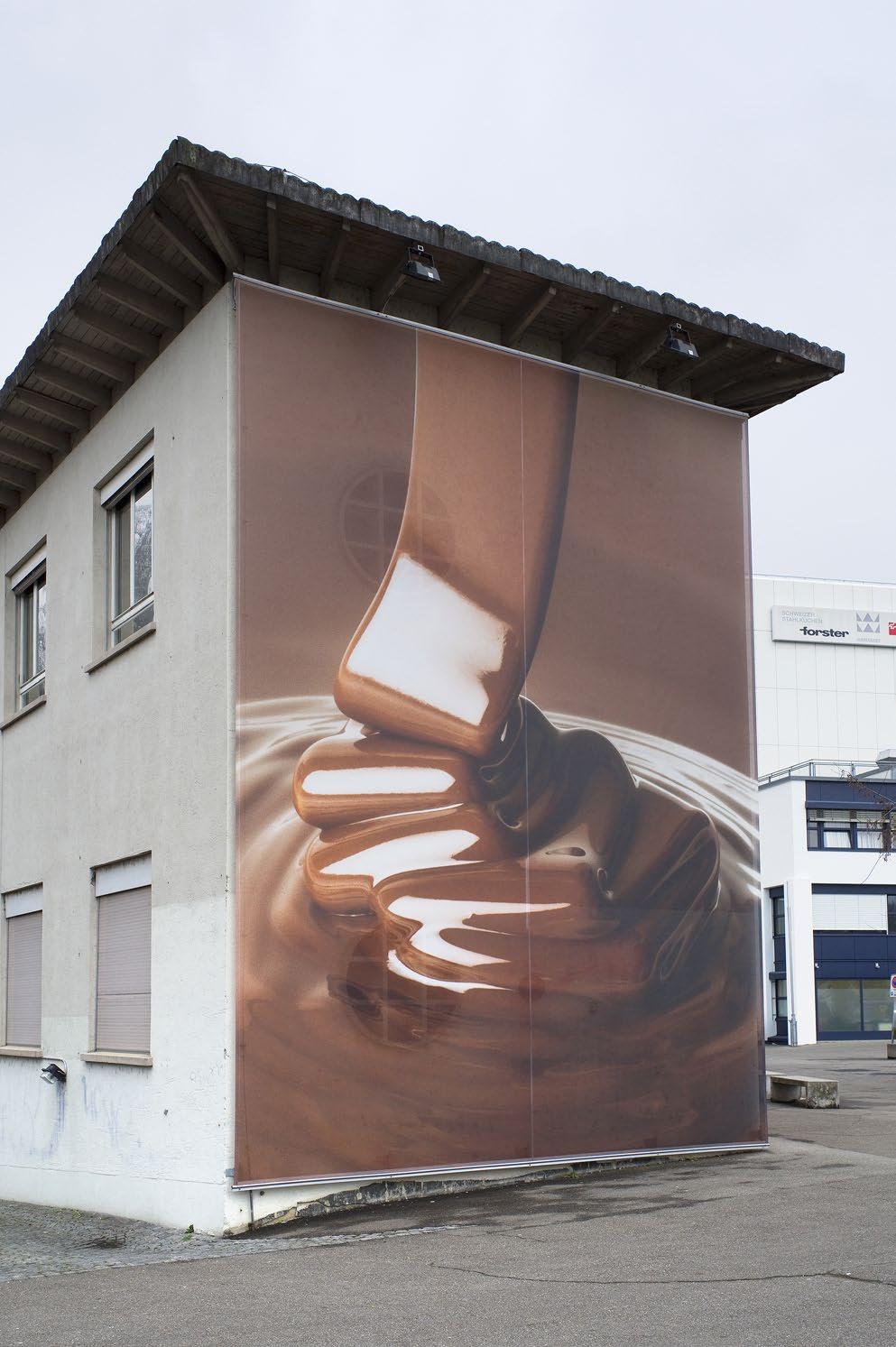 Run (part 1 + 2) 2015 Run (part 1) 2015 digital print on PVC 618 x 850 cm Kunsthaus Baselland, Muttenz, Switzerland.
