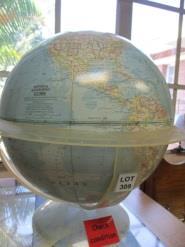 00 I 306 World Oceans series vintage word globe (12