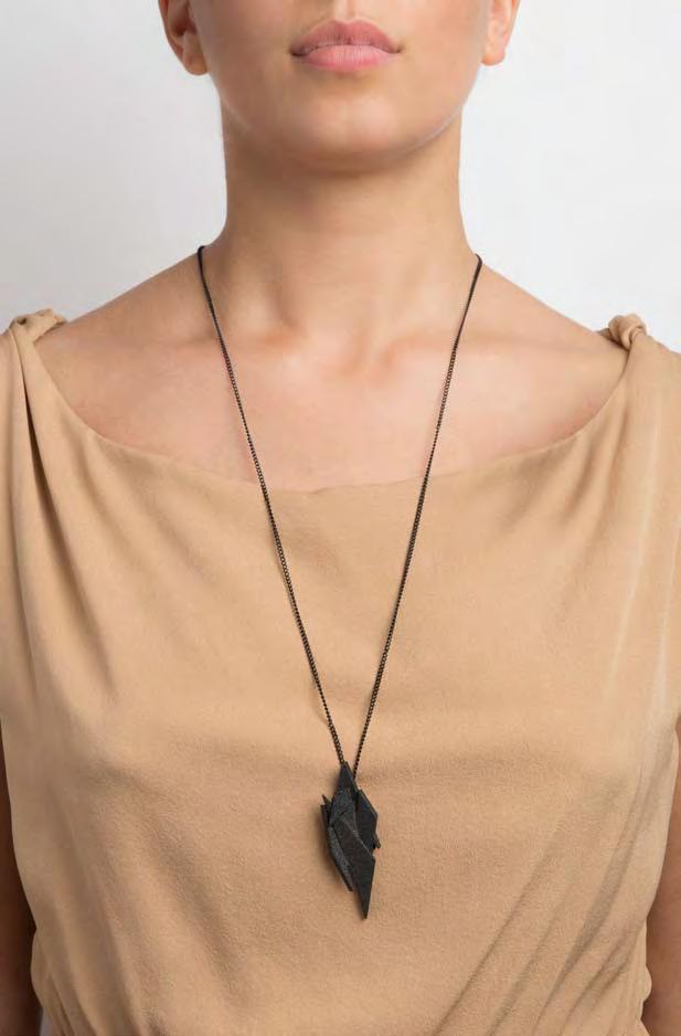FRAGMENTS COLLECTION by E.L.F. Chain Necklace 1 FRAGMENTS COLLECTION by E.