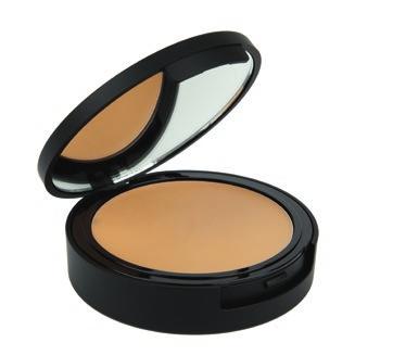 7001 CREAM-TO-POWDER FOUNDATION Silky and creamy formula, once applied to the skin it creates a matte and powdery