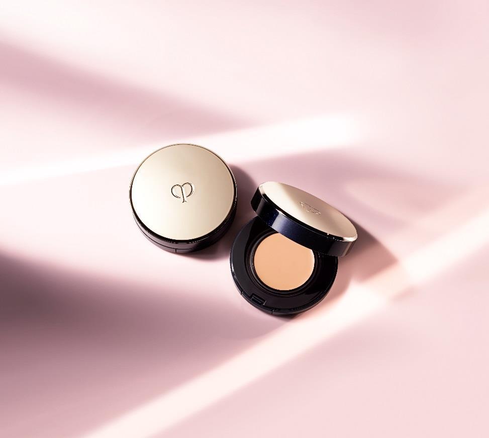 Radiant Cream to Powder Foundation Radiant Cream to Powder Foundation The new Radiant Cream to Powder Foundation boasts a unique texture that delivers a natural-matte finish, flawless illumination