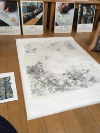 Many colors are used and yuzen dyeing used to dye kimonos in picturesque designs