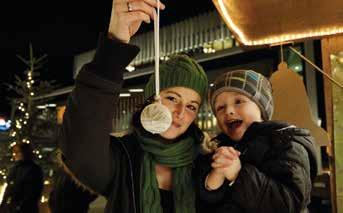 15 Advent and New Year Zoe Fotografie Tom Mesic FAMILY TIME Fairytale Advent in the Grottenbahn on the Pöstlingberg Advent Sundays 10 am 5 pm Linz City Express Christmas trips