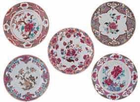 LOT 438 A lot of various Chinese porcelain, including a polychrome bowl,